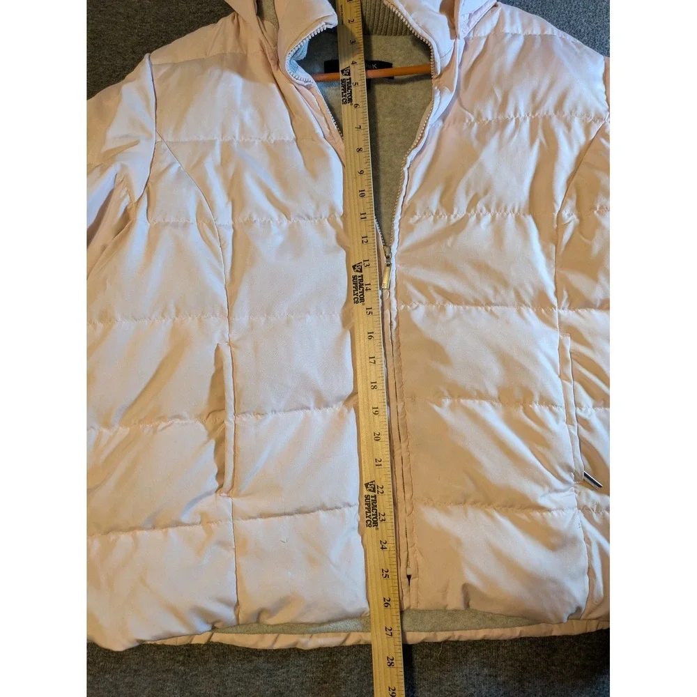 New York & Company stay stylish
